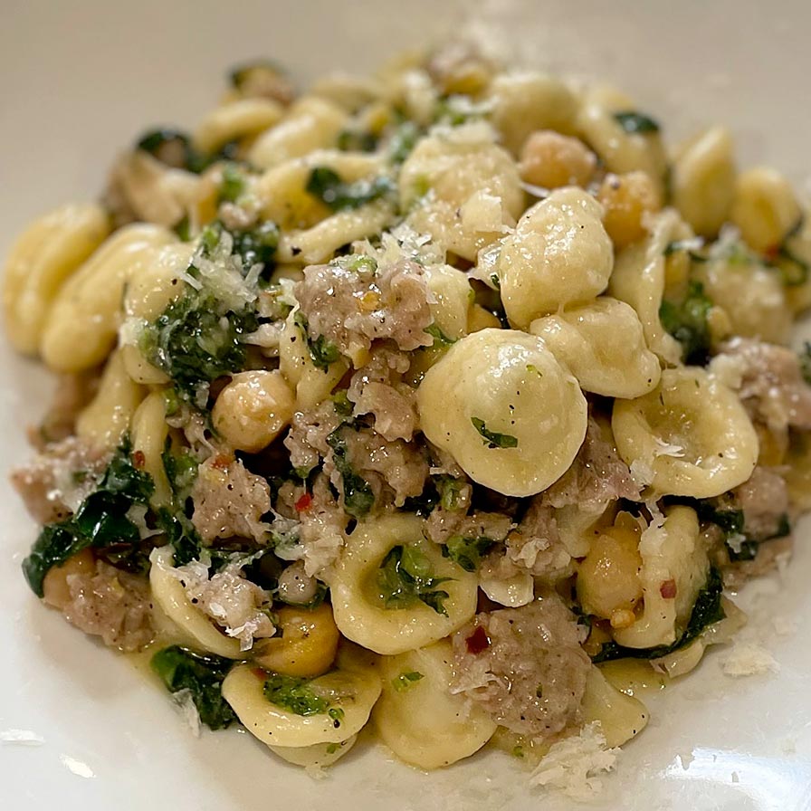 Karen Akunowicz - Orechiette con Cime di Rapa