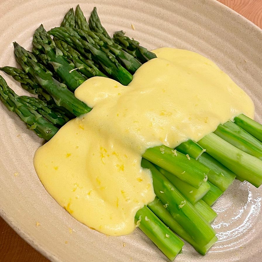 Shirley Chung – Asparagus with Sparkling Wine Sabayon