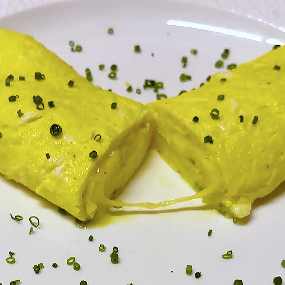 Eric Ripert - Omelet with Gruyére & Chives